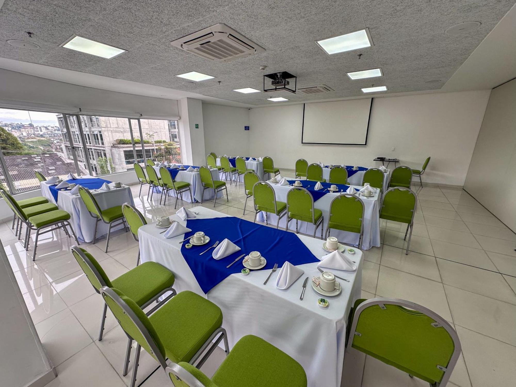 Benidorm Hotel مانيزاليس المظهر الخارجي الصورة